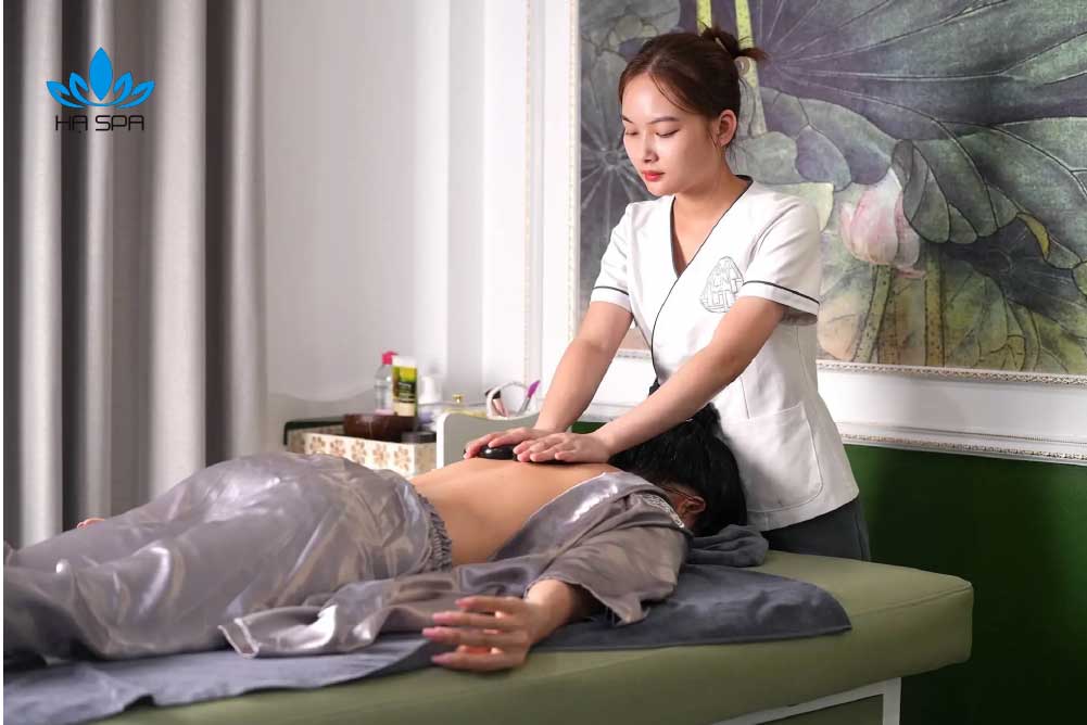 Hồng Phụng Các Long Biên