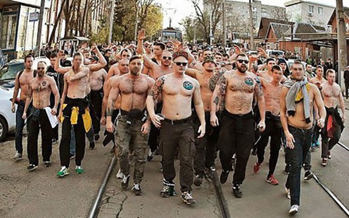 Hooligan Là Gì? Từ Đam Mê Bóng Đá Đến Bạo Lực Sân Cỏ