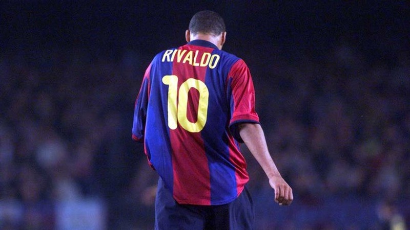 Rivaldo trong màu áo Barcelona
