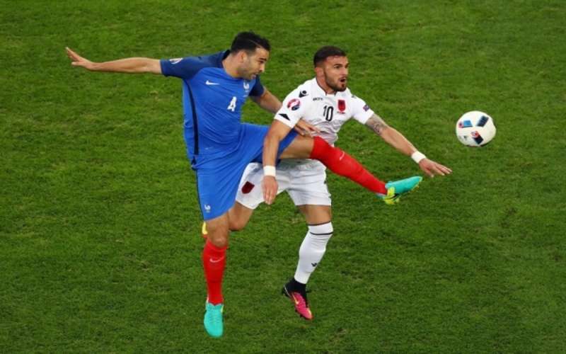 Euro mấy năm một lần tổ chức? Chu kỳ thi đấu