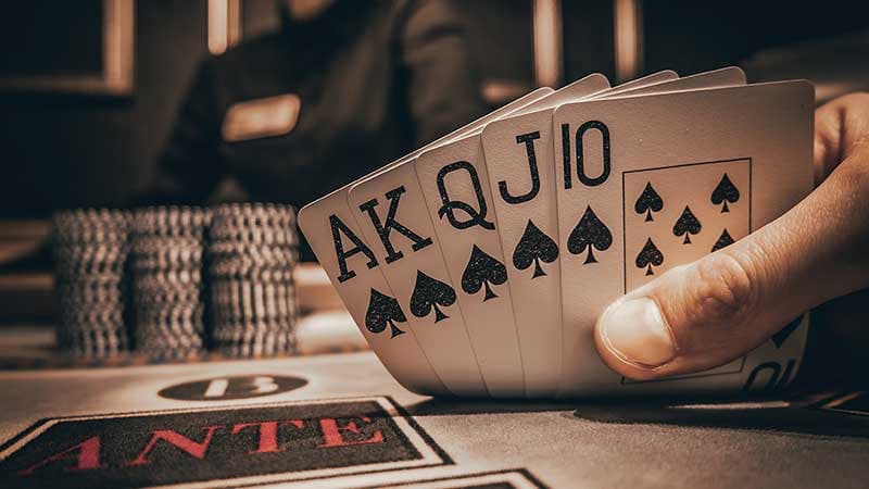 Thùng phá sảnh là tay bài cao nhất trong poker